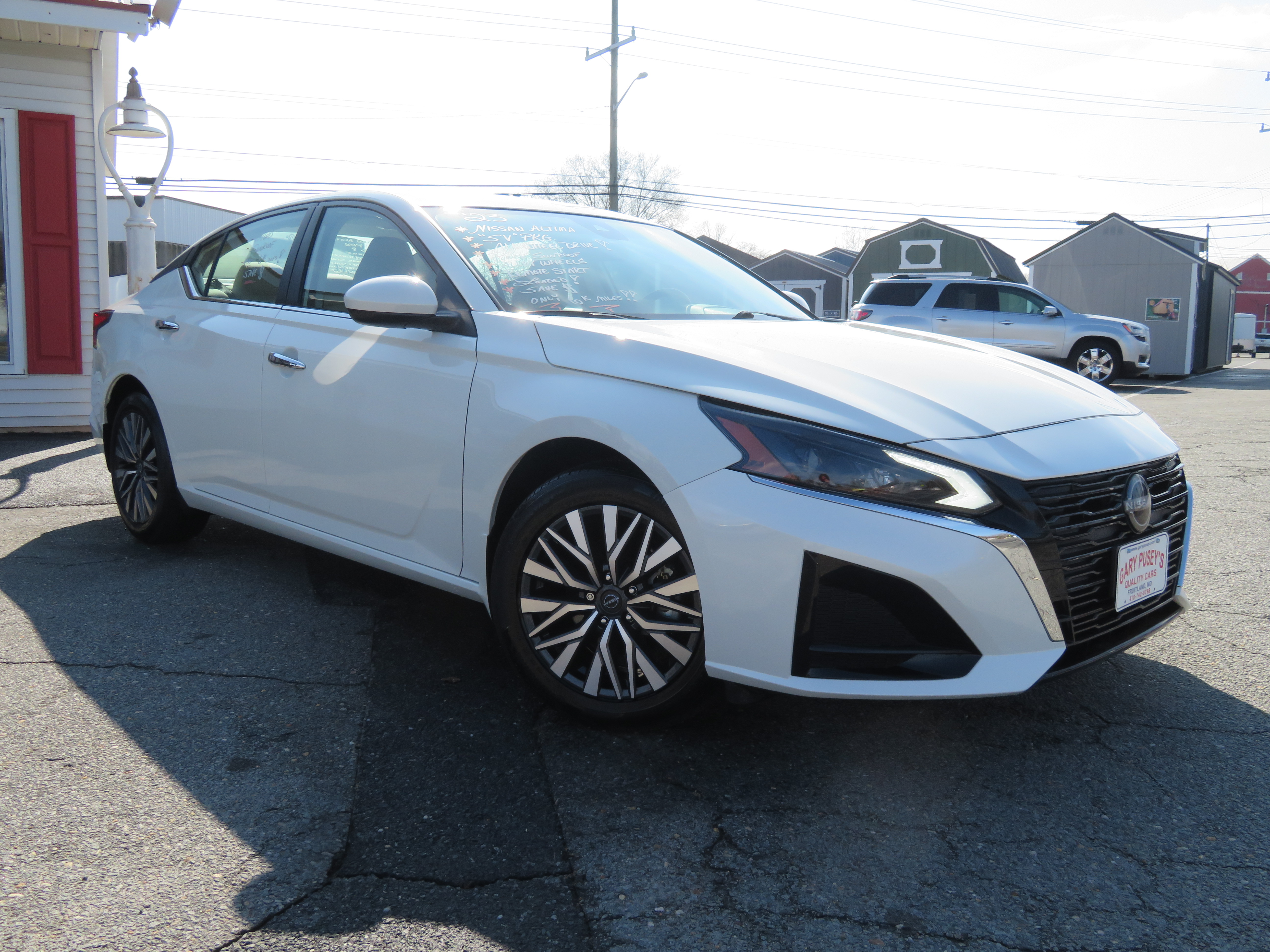 2023 Nissan Altima "SV" AWD! ONLY 6k miles!! Sunroof/Loaded!!