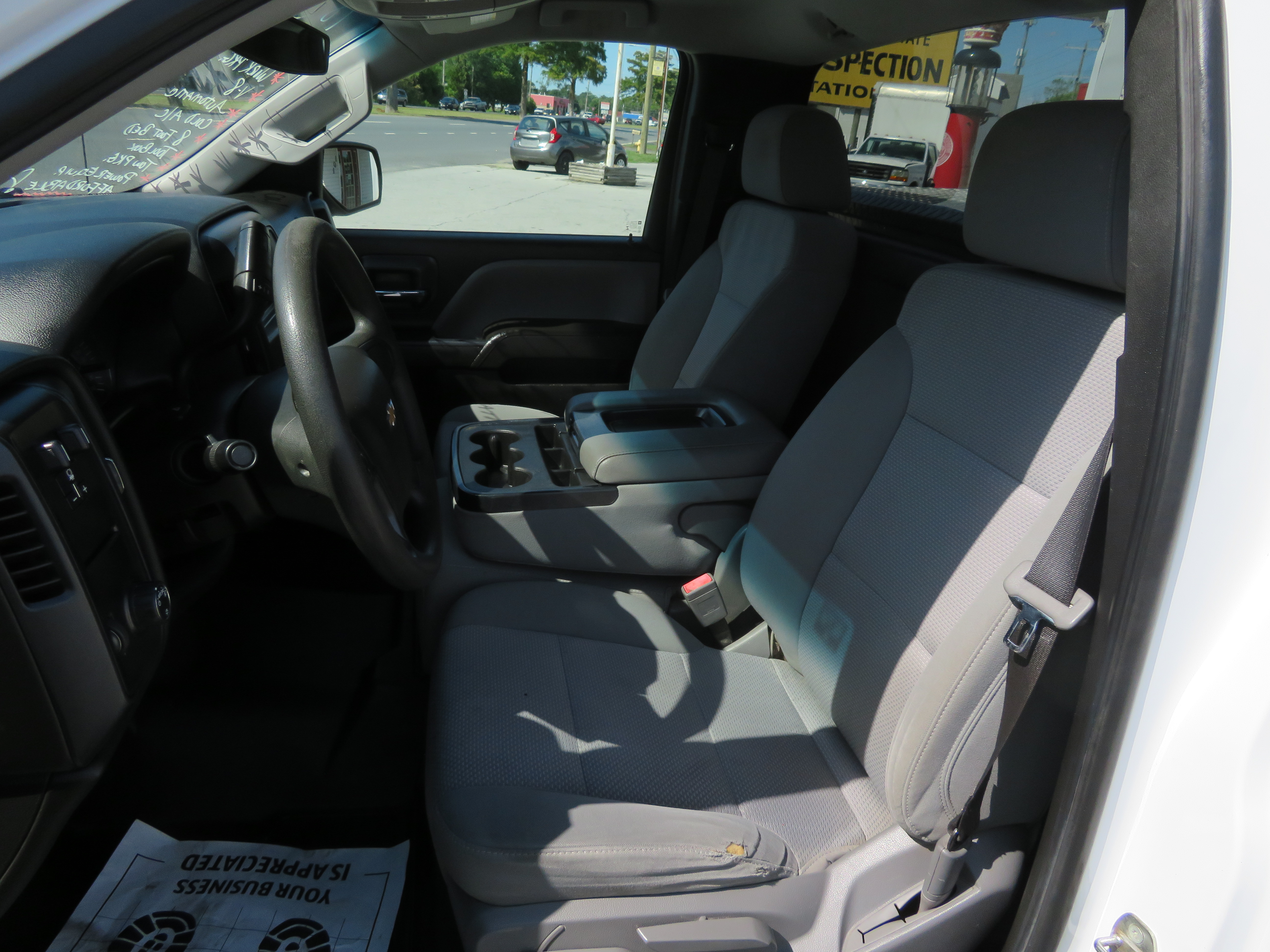 2018 Chevrolet Silverado Reg. Cab Work Pkg. V8