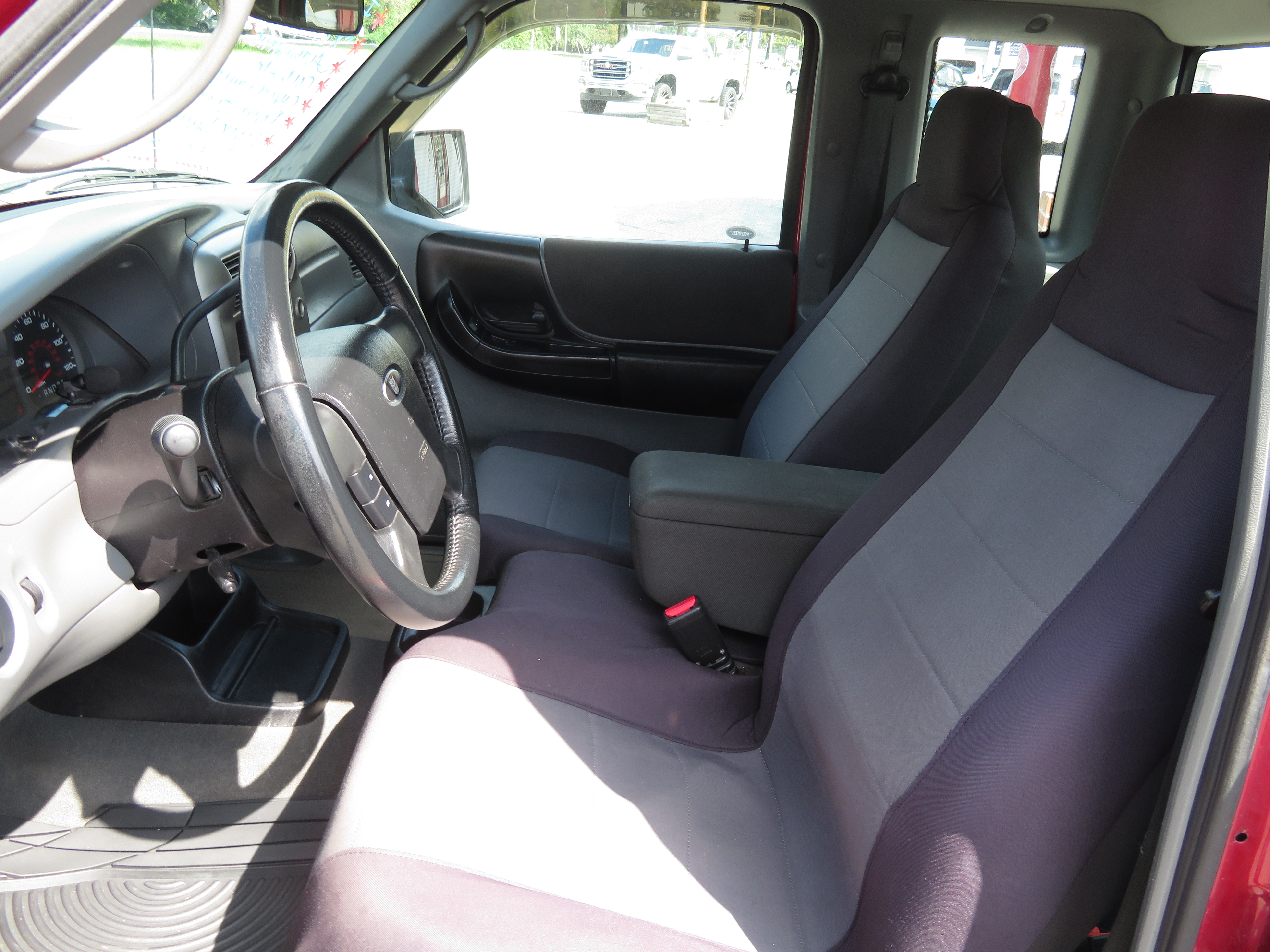 2009 Ford Ranger Ext. Cab "XLT" 