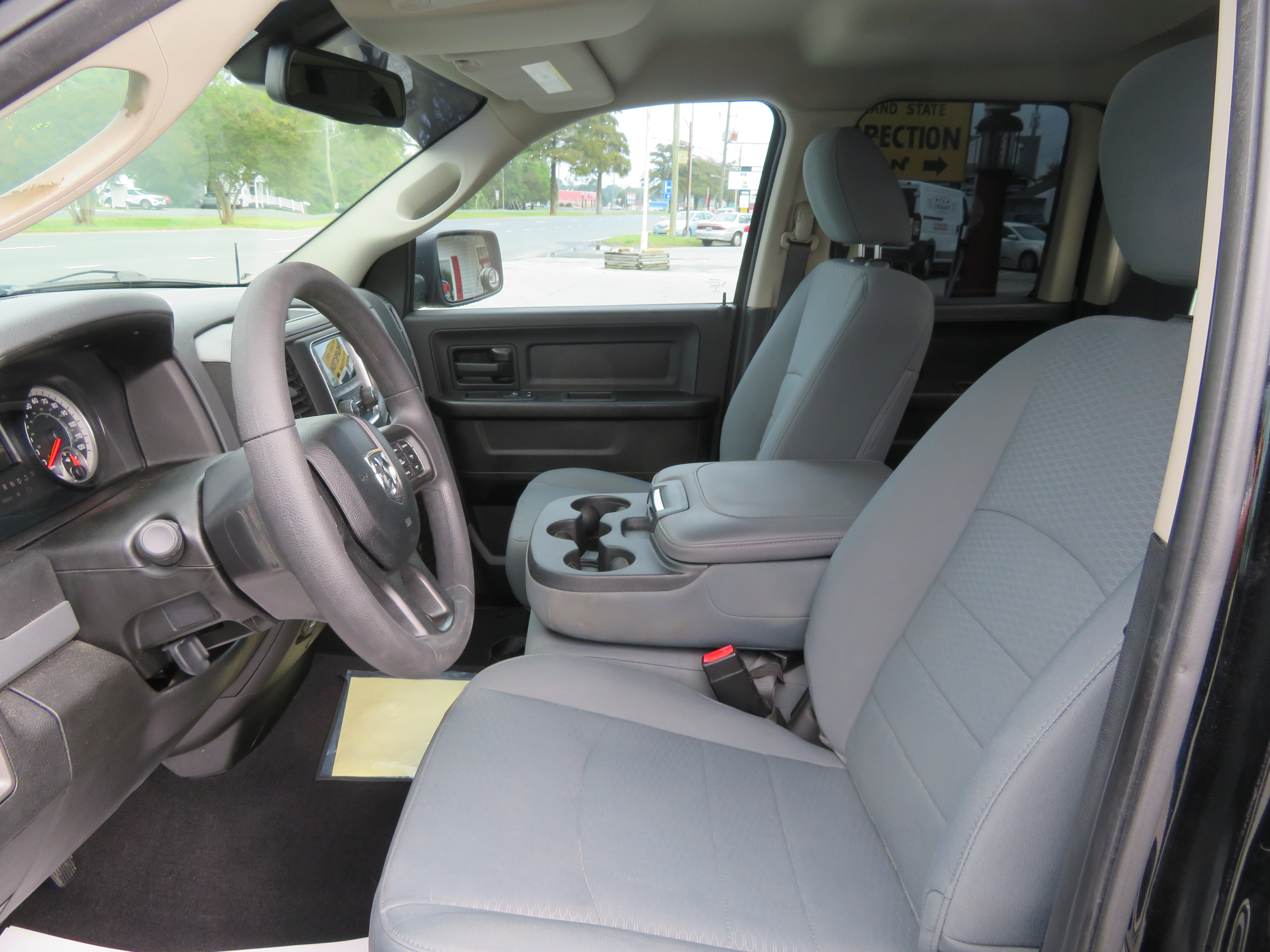 2019 Ram 1500 Quad Cab 4x4 Hemi V8