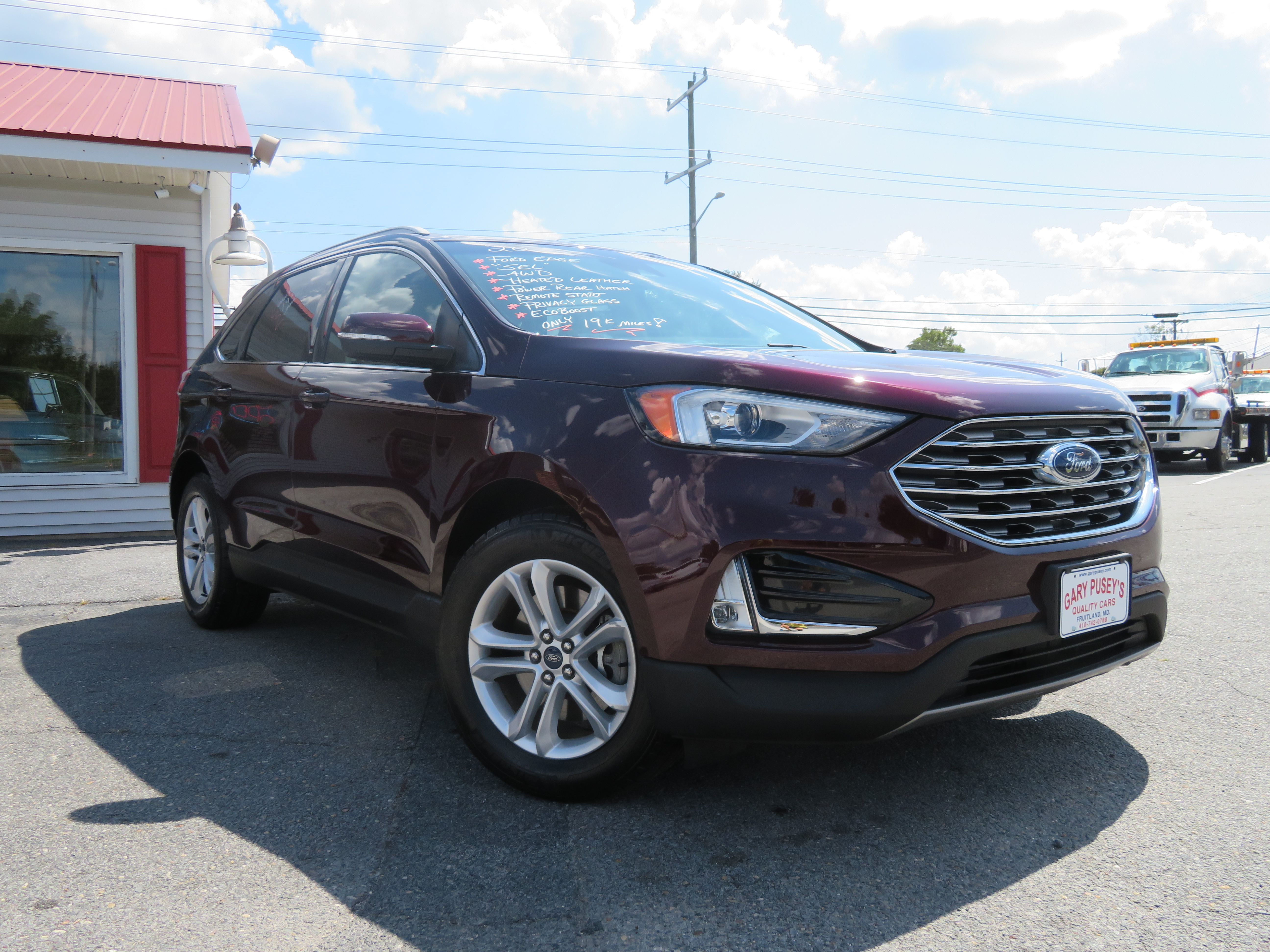 2020 Ford Edge "SEL" AWD ONLY 19k miles!! 