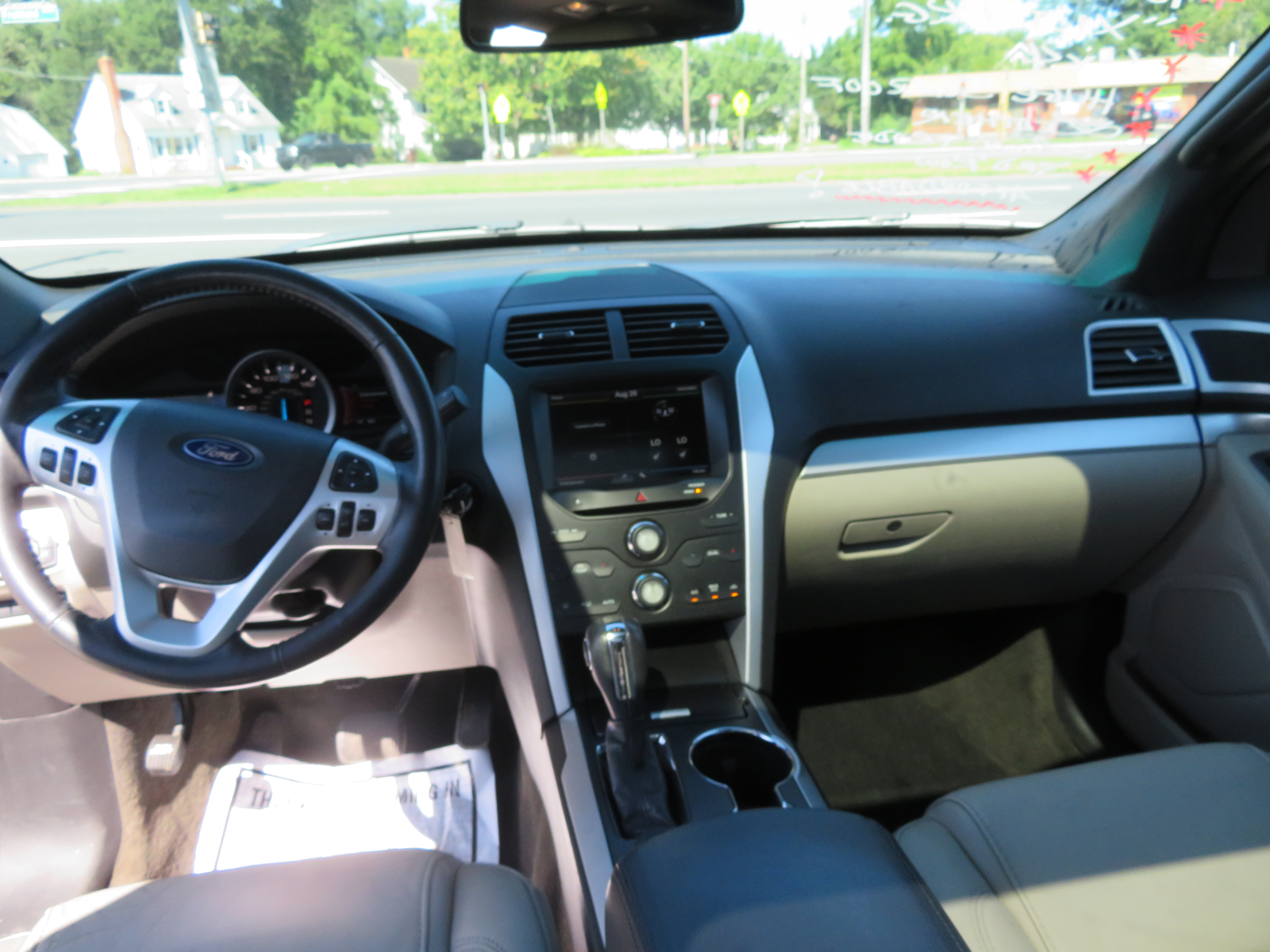 2015 Ford Explorer "XLT" 4x4/Leather/Panoramic Sunroof/3rd Row